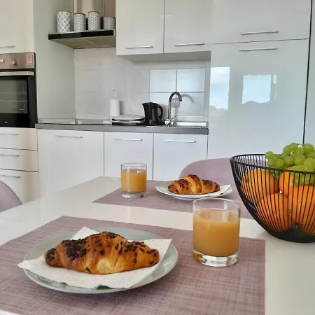 Masha With Free Parking