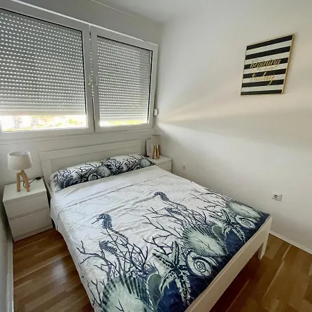 Masha With Free Parking Apartamento *