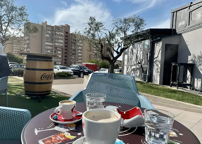 Masha With Free Parking 公寓 *